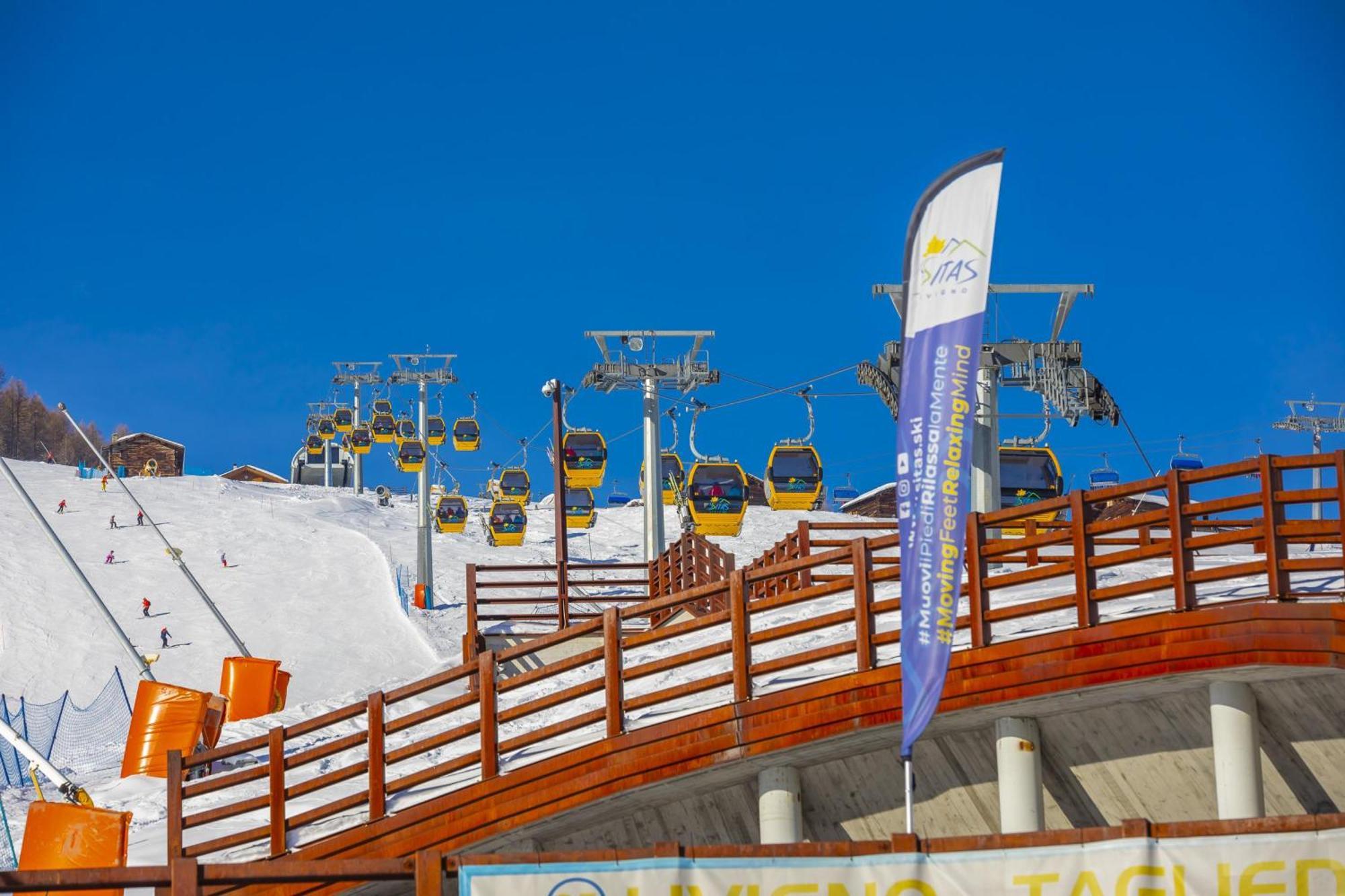 Volga Loira Senna Apartment Livigno Exterior foto