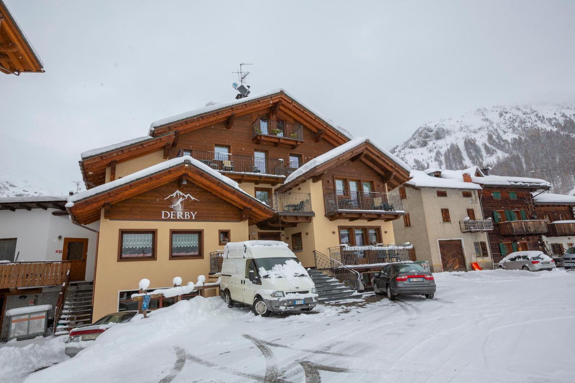 Volga Loira Senna Apartment Livigno Exterior foto