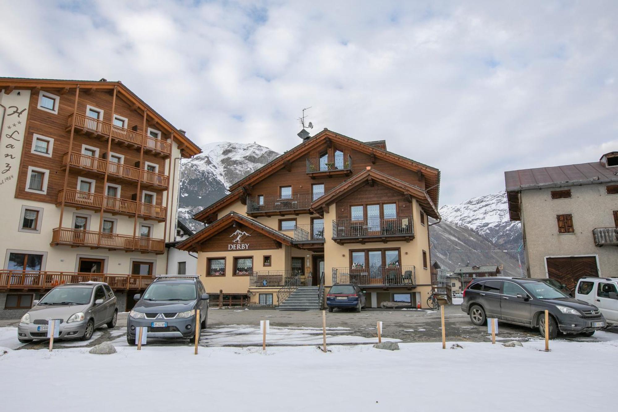 Volga Loira Senna Apartment Livigno Exterior foto