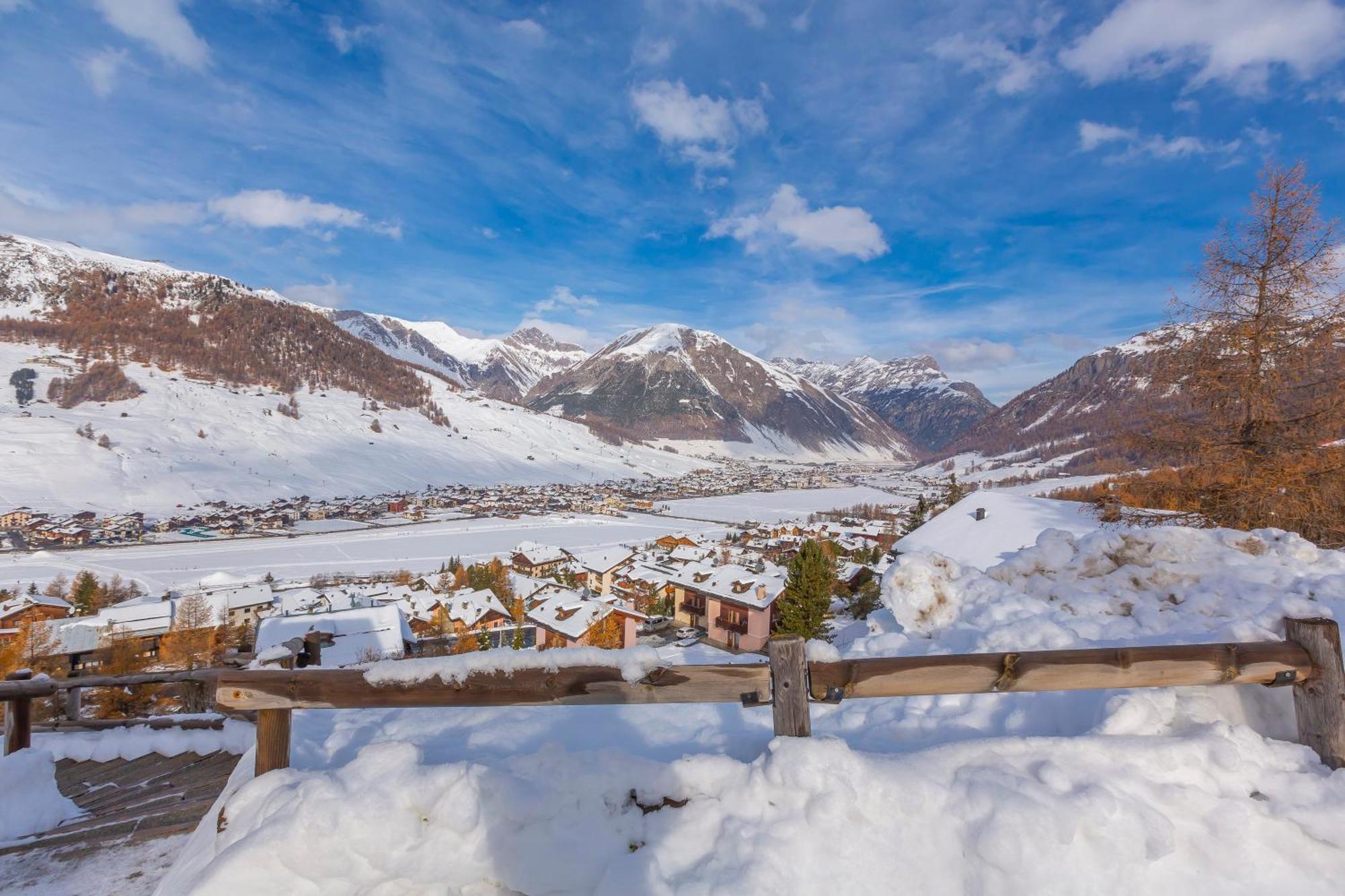 Volga Loira Senna Apartment Livigno Exterior foto