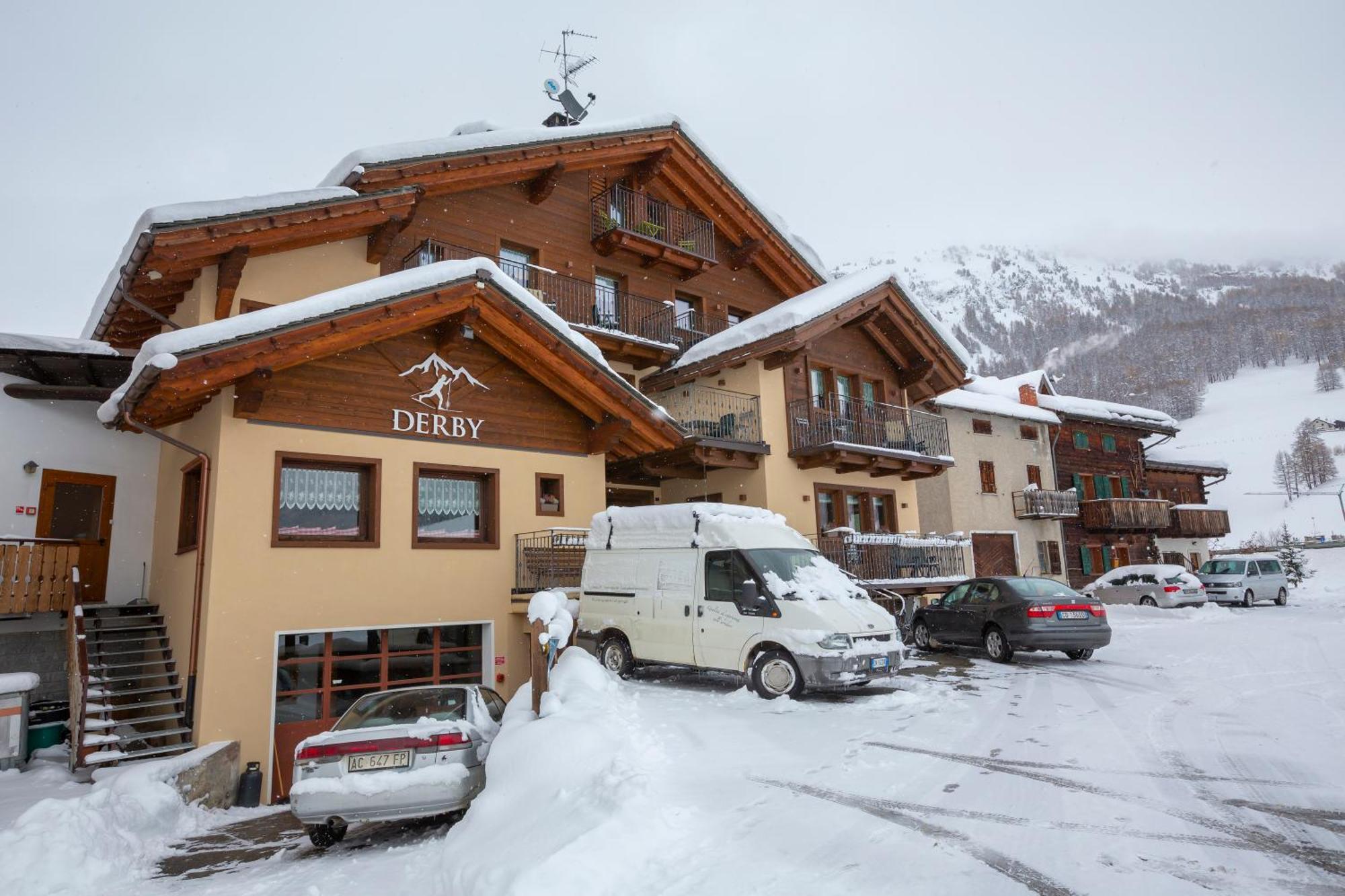 Volga Loira Senna Apartment Livigno Exterior foto